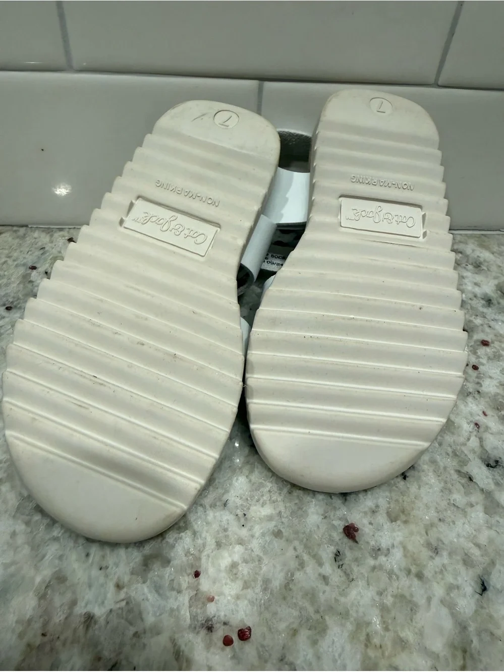3/$15* Cat & Jack White Buckle Strap Sandals “Sharon” Size 7
